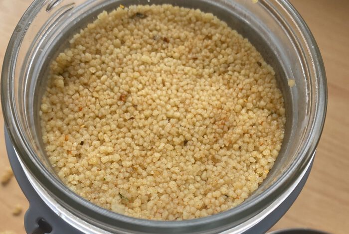 How to make a mason jar salad