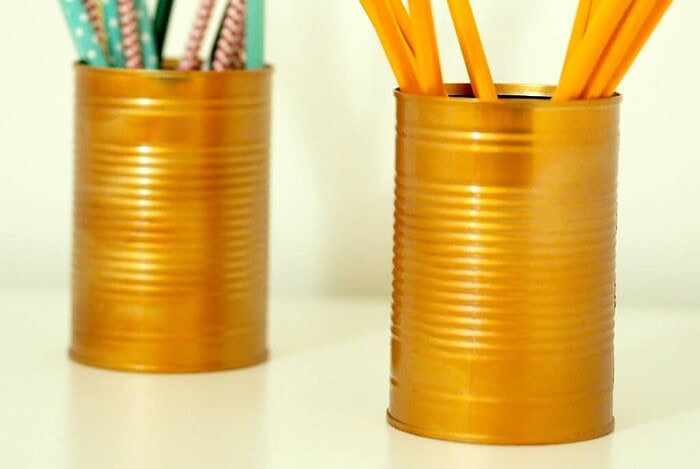 How to turn a tin can from the recycling pile into something pretty....