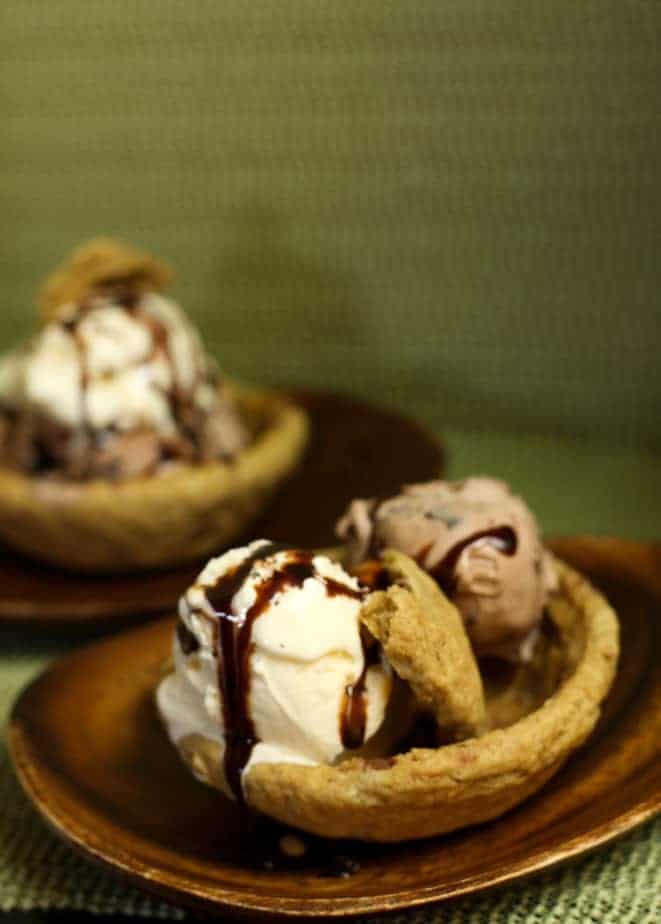 chocolate chip cookie bowls