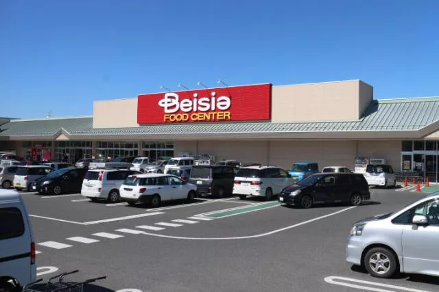 ベイシア  2,700m