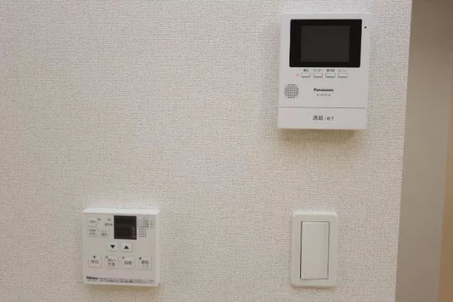 給湯器リモコン、テレビドアフォン