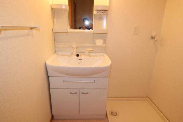 洗髪洗面化粧台