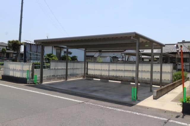 屋根付き車庫