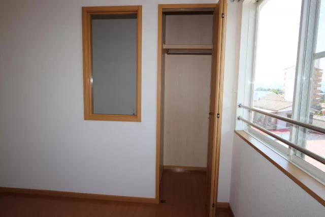 ３階洋室(北)収納