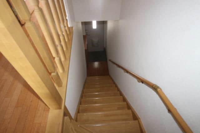 玄関ホール(階段)