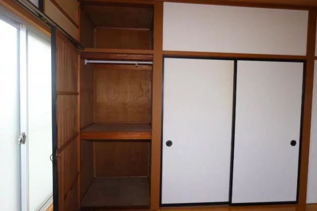 洋室(北)収納