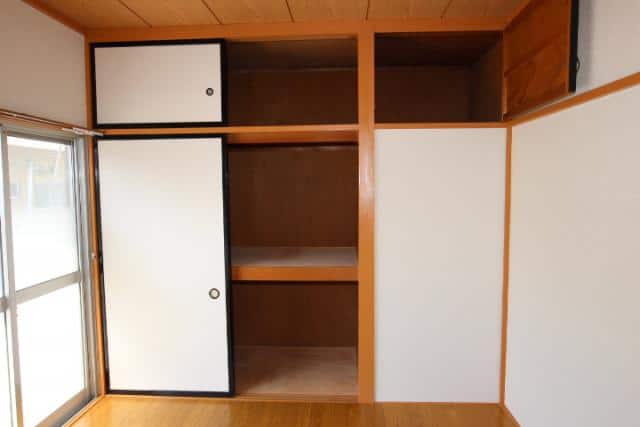 洋室（西）収納