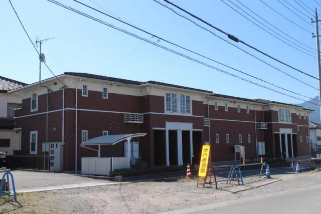 沼田市栄町 賃貸アパート(2LDK)