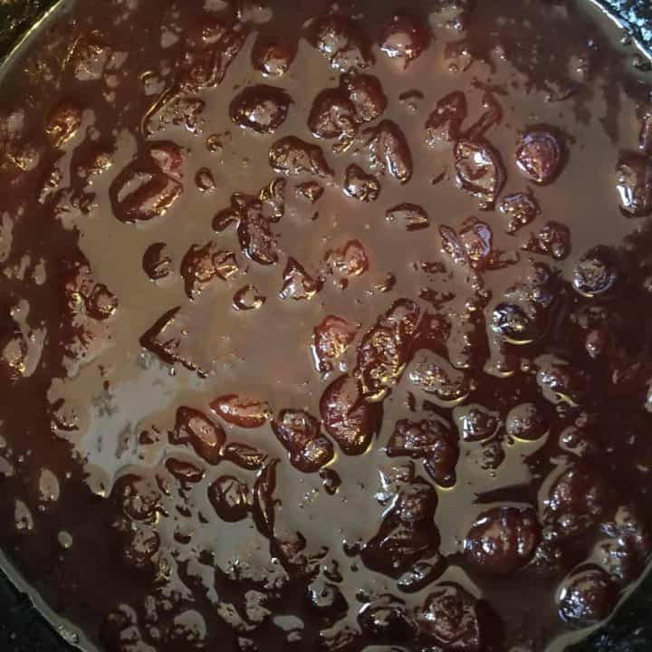 Homemade Slow Cooker Cranberry Sauce