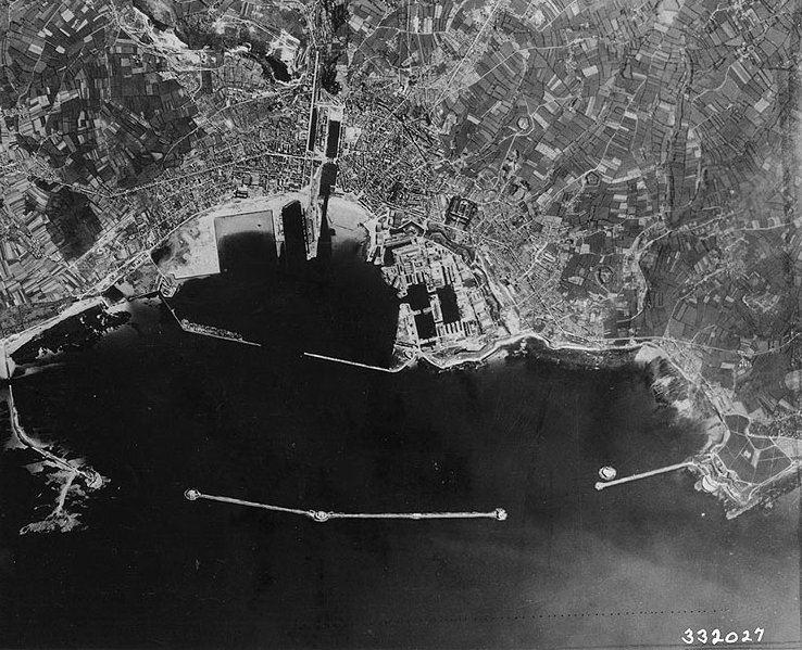 De strategisch vitale havenstad Cherbourg was cruciaal voor de geallieerde bevoorrading en de verdere opmars door Europa na D-Day.