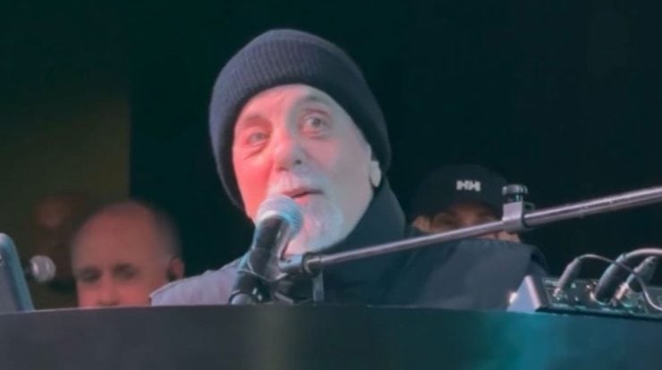 Billy Joel performs on stage in Floria, January 2026.