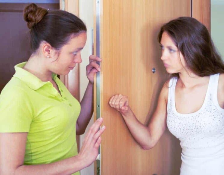 Les filles dans mon immeubles se sont vite passé le mot à propos de mes performances sexuelles