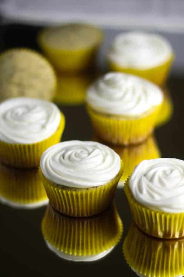 Lemon poppyseed cupcake