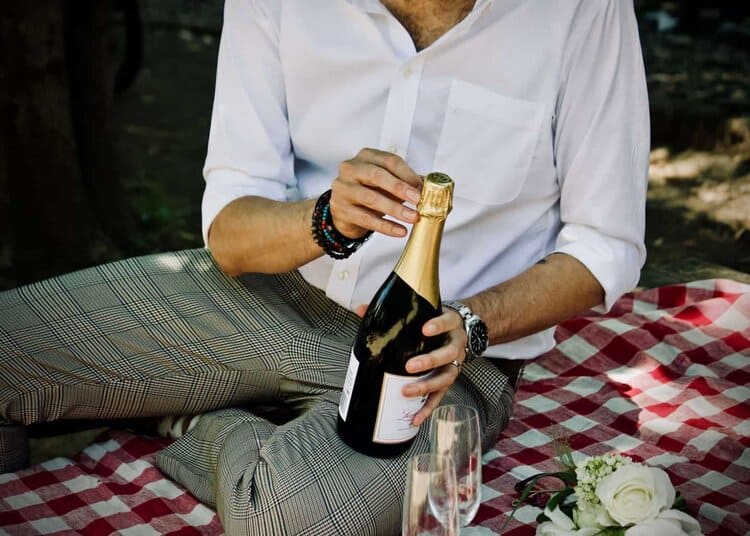 5 Essentials To Prepare Before You Propose To Your Loved One