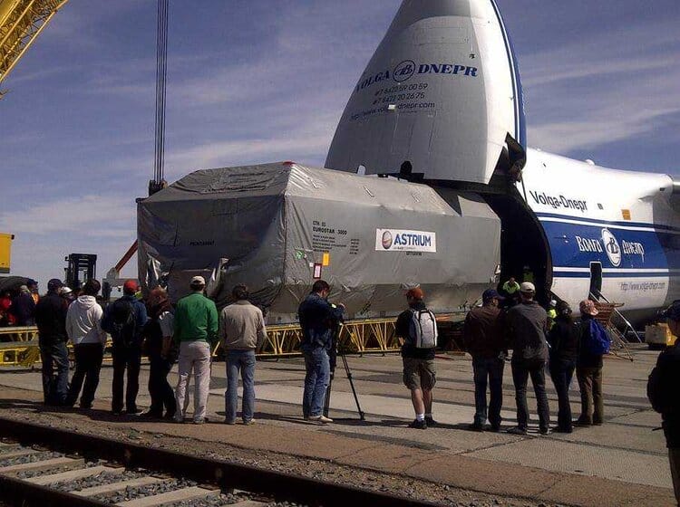 SES-6 giunto al lancio; il satellite è giunto al cosmodromo di Baikonur | Digitale terrestre: Dtti.it