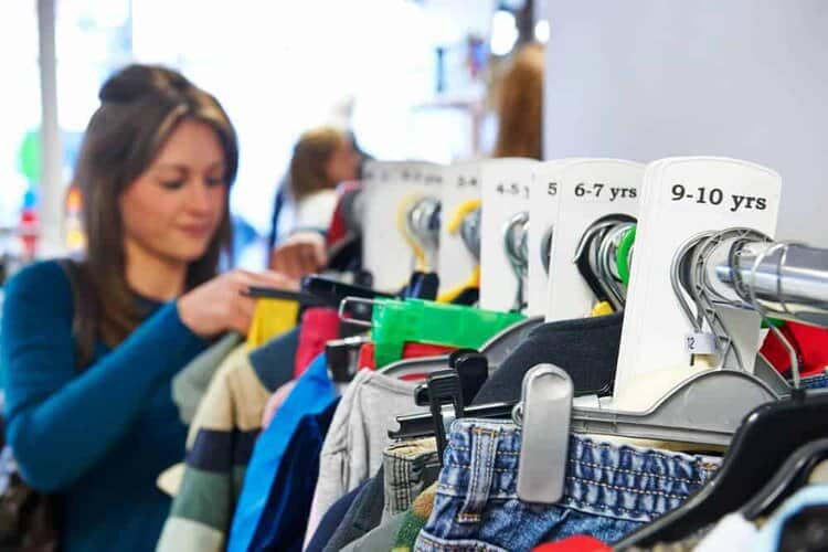 5 Tips To Save Money on Kids Clothes