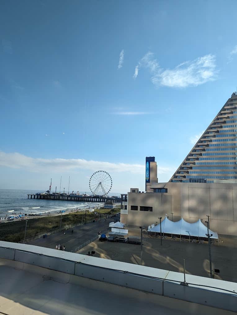 A family friendly view of the ocean and a ferris wheel in Atlantic City.