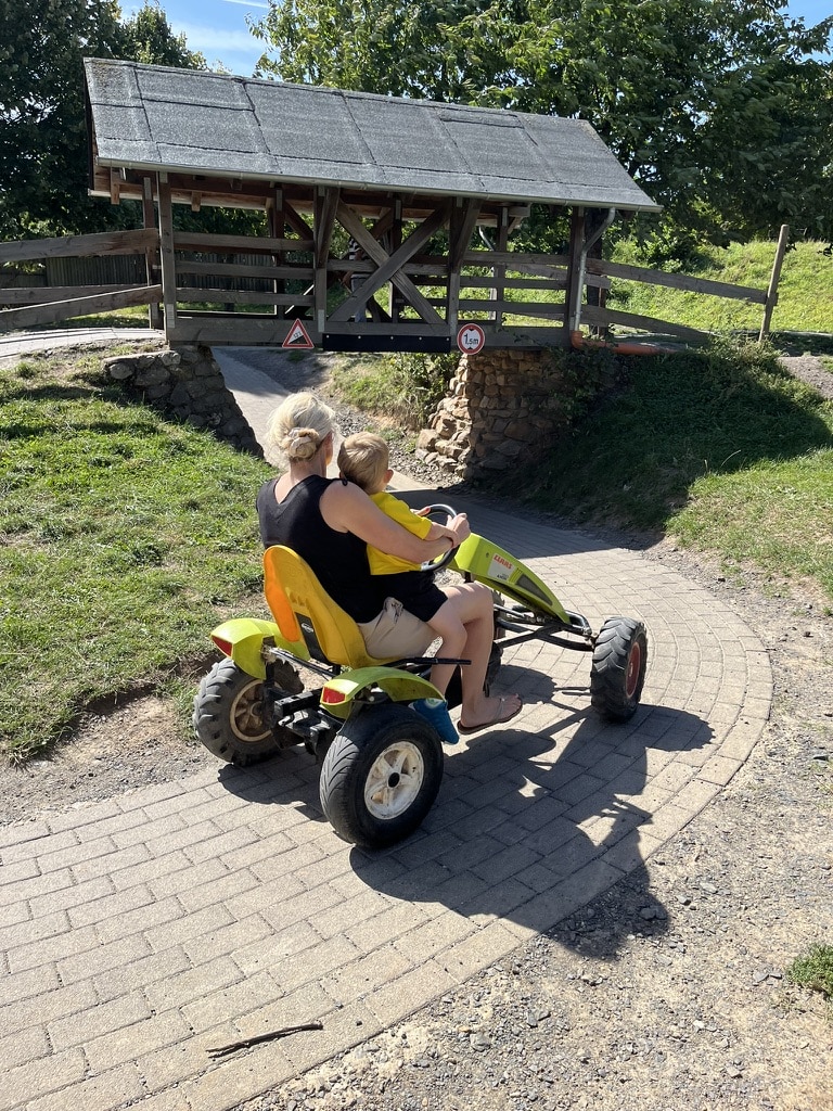 Die Gocart Bahn am Glessener Mühlenhof