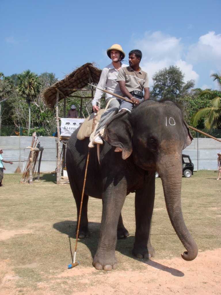 Lo Sportivo Vagabondo: il mondo raccontato con il linguaggio dello sport su laeffe | Digitale terrestre: Dtti.it