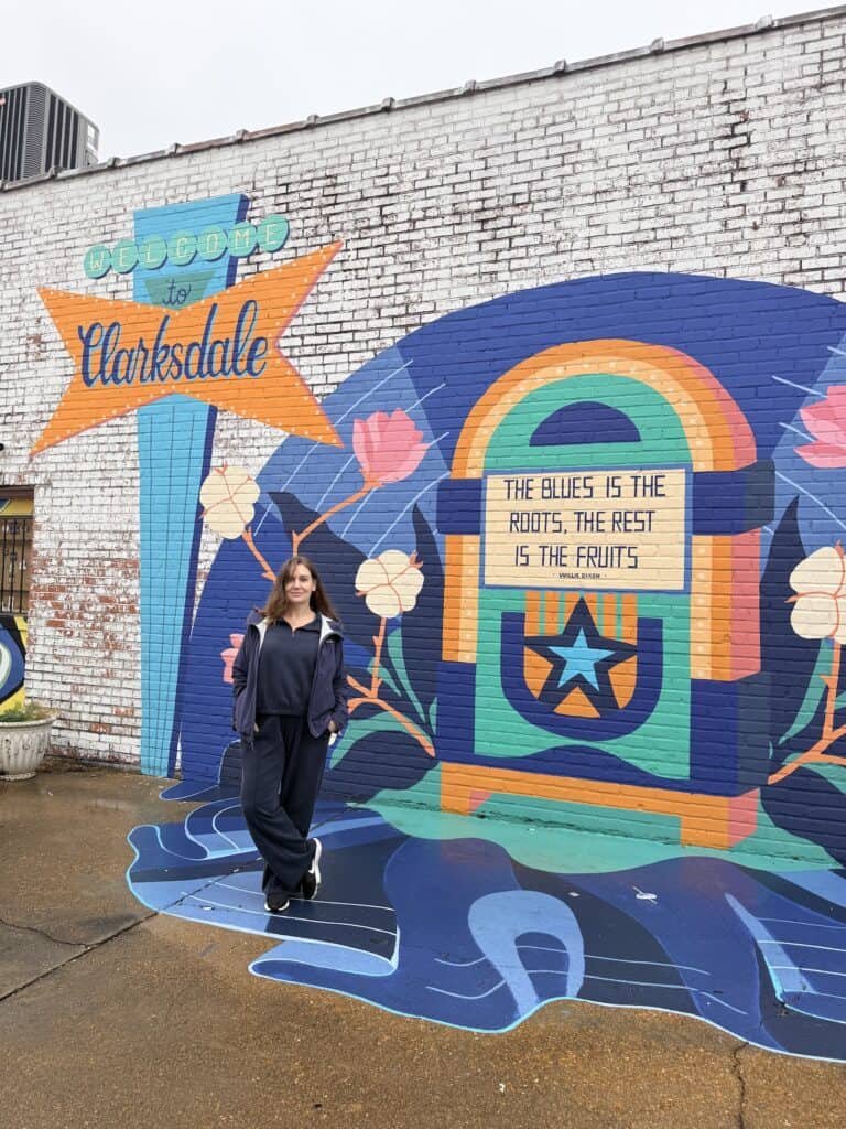Mississippi Travel Guide: Clarksdale, Vicksburg, Natchez