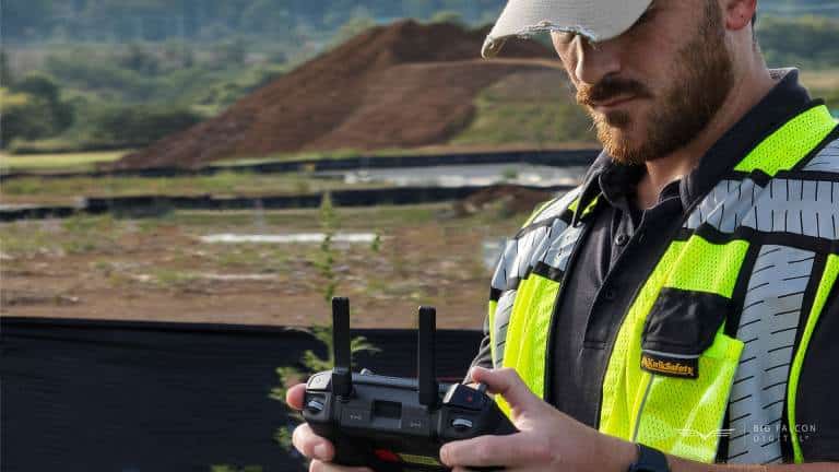Read more about the article Drones in Construction: 5 Critical Factors for Hiring a Drone Pilot