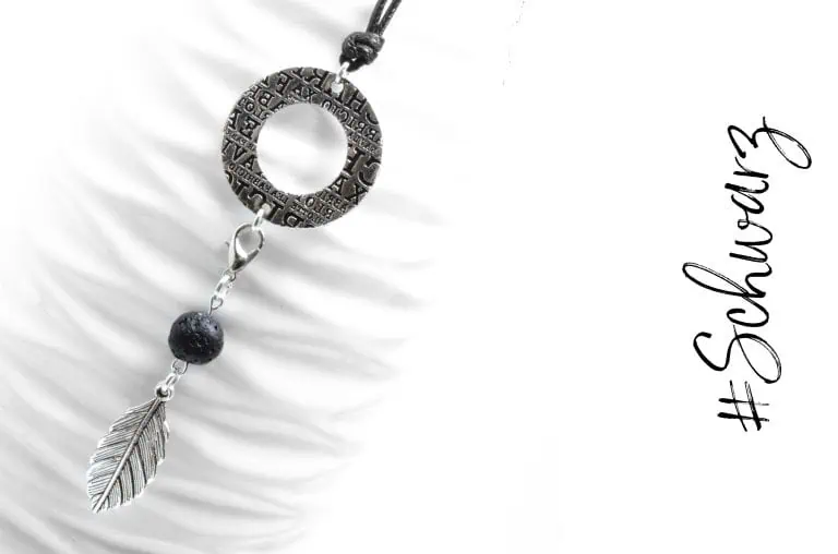 Mehr über den Artikel erfahren Schwarz – ein Farbensteckbrief