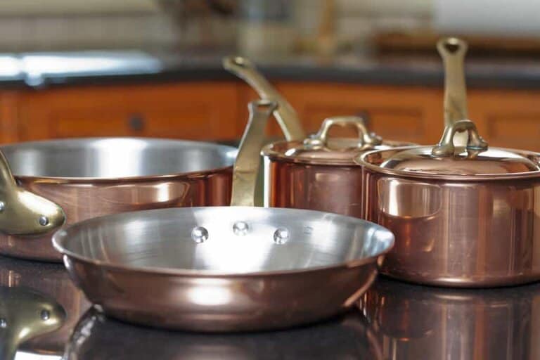 can you use aluminum pan on electric stove