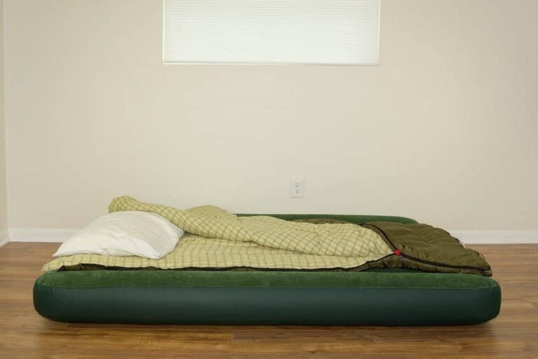 how to clean an air mattress