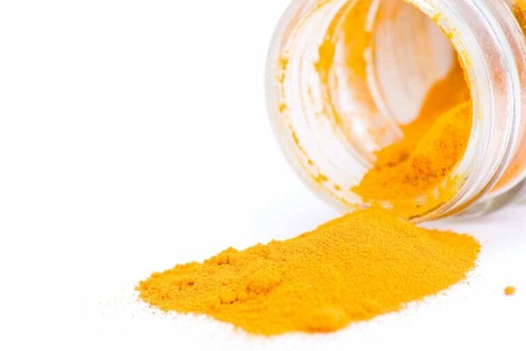how to get turmeric stain out of carpet