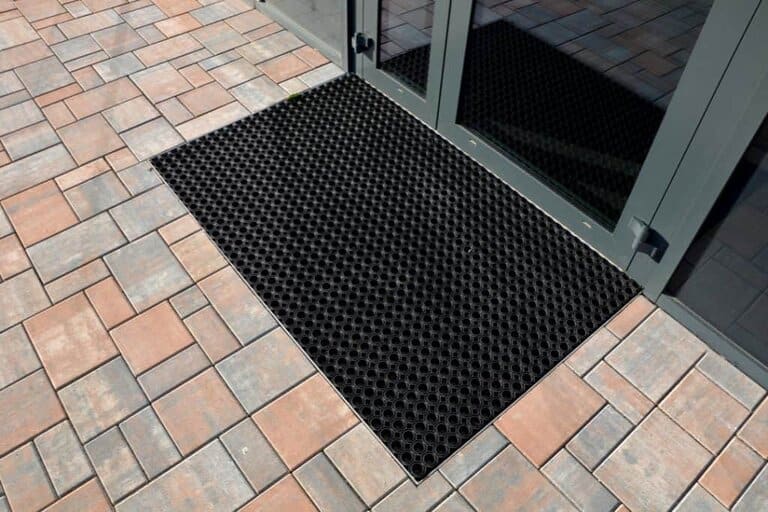 how to make rubber floor mats shine