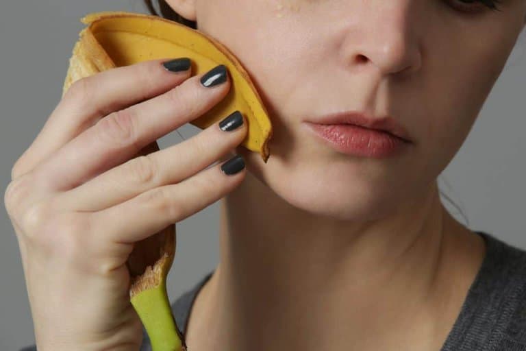 rub banana peels on your skin