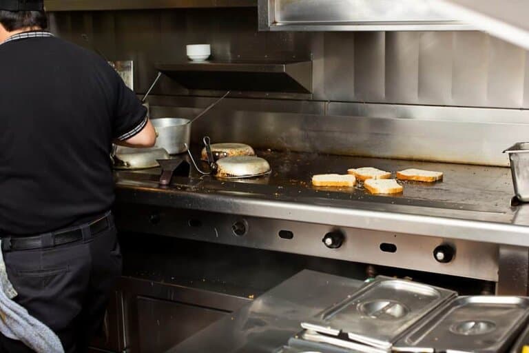 can you put a pot on a griddle