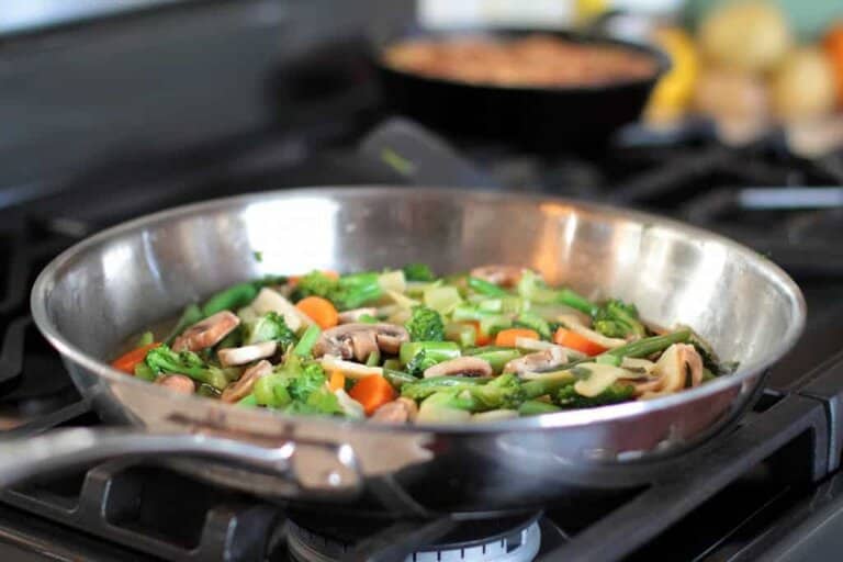 can you put a stainless steel pan on the grill