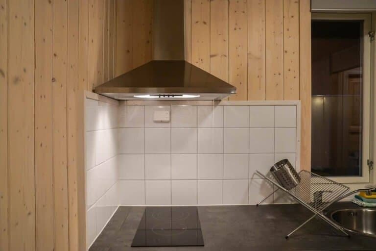 does an induction cooktop need a vent