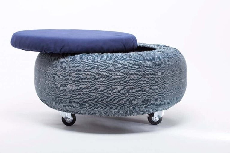 ottoman with lid