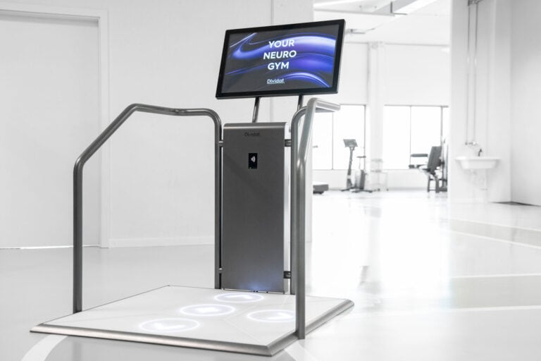 Neurorehabilitation patient using Dividat Neurogym for balance and cognitive training