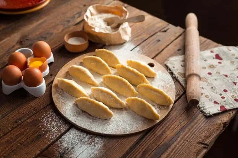 wofür ist polen berühmt- pierogi