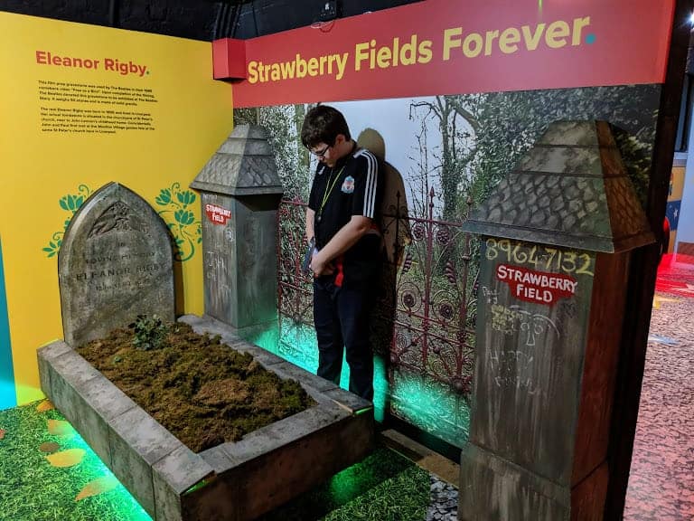 Ben standing over eleanor rigby's grave in Strawberry Fields Forever