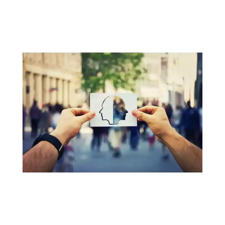 Nutricionista explicando sobre compulsão alimentar