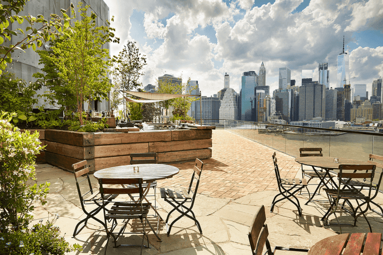 170627 1hotelbb roofbar 191 770x513