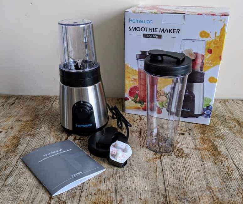 Hamswan Personal Blender on wooden surface