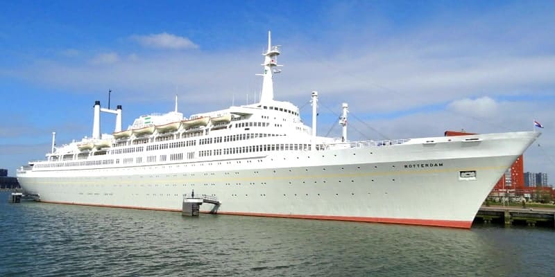 ss-rotterdam-hotelschiff