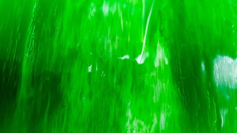 I love watching the small cracks forming while the glue or mod podge dries