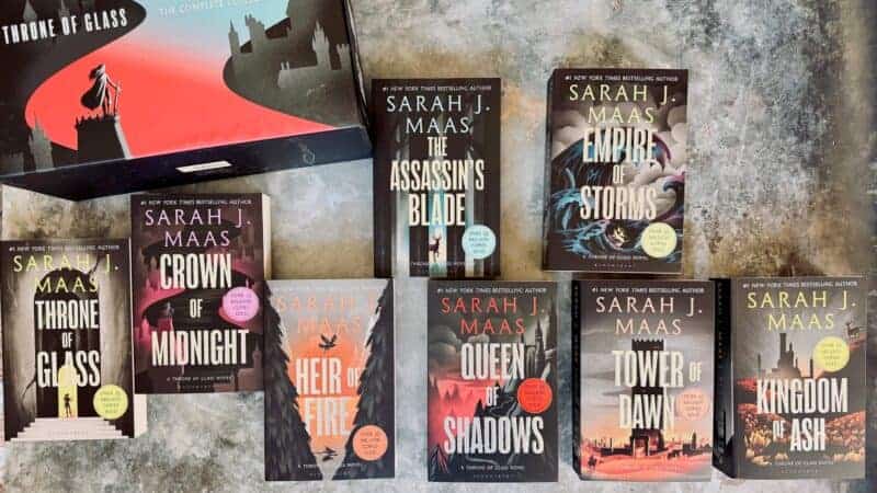 Throne of Glass Reading Order: The best way to read Sarah J. Maas’s 8-book series
