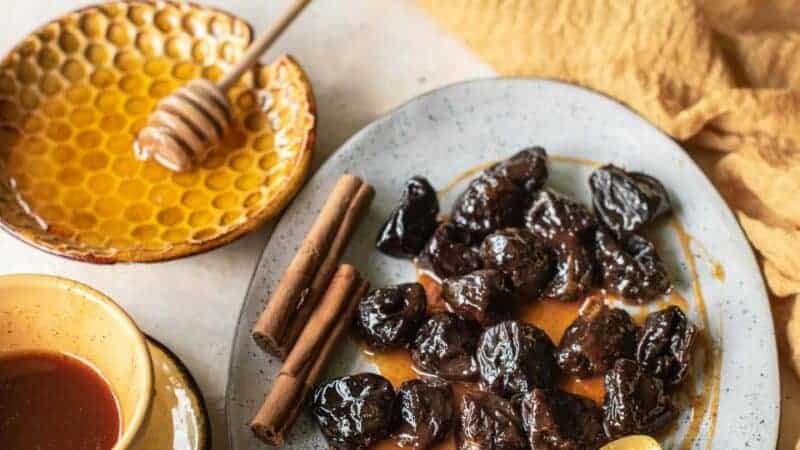 When Is the Best Time to Eat Prunes? 5 Things to Know