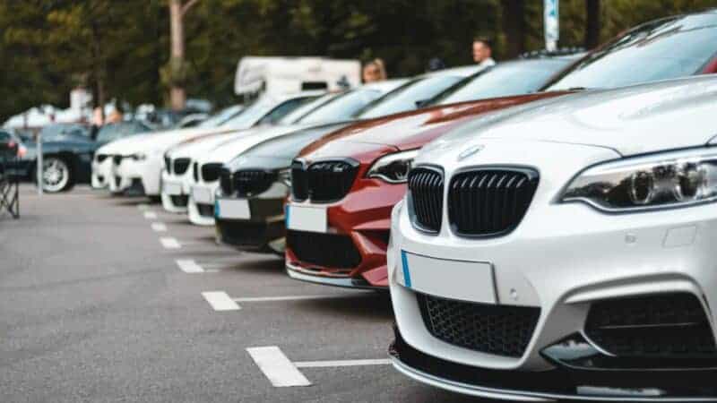 6 Smart Budget Vehicle Hire Tips for Large Families