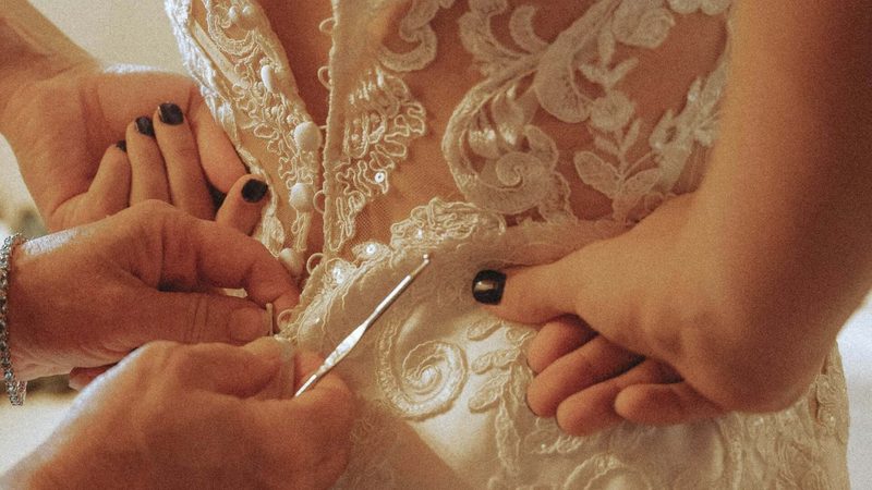 How to Find Designer Bridal Gowns That Flatter Your Shape