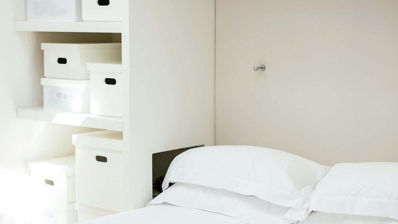 Why Choose a Murphy Bed with Shelves for Your Small Space?