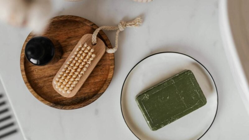 Why More People Are Ditching Store-Brand Soap for Tea Tree Soap