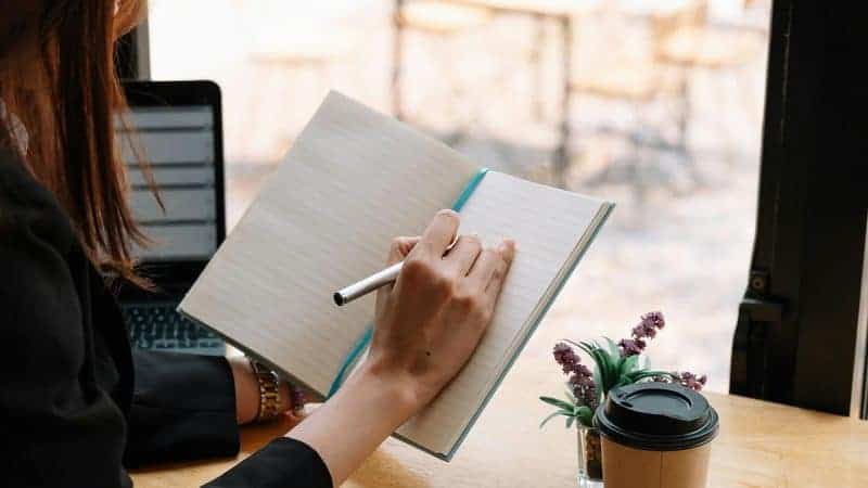 When Tiredness Is More Than Just a Busy Week: Signs Worth Checking